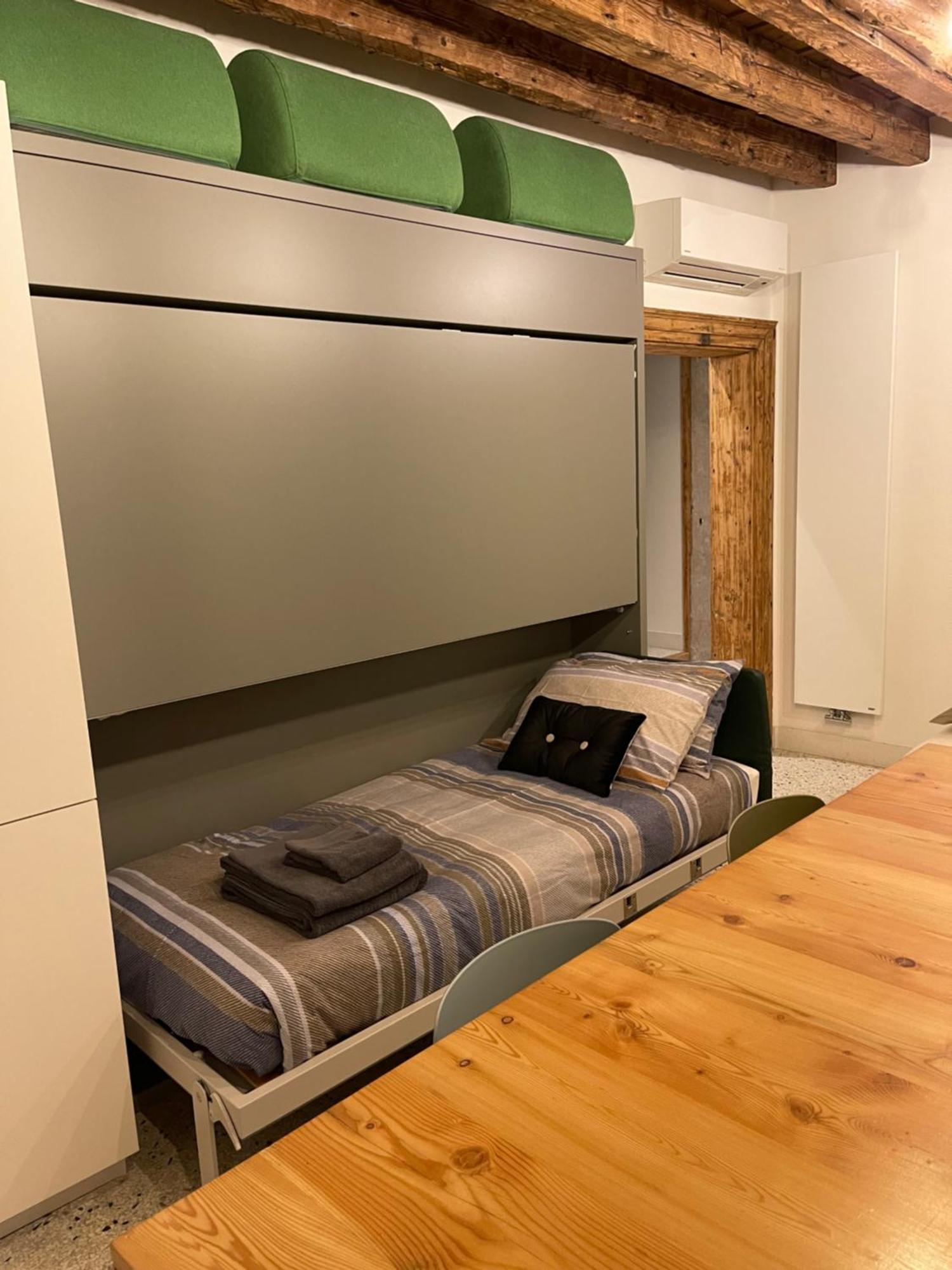 Remer Suites Venice Room photo